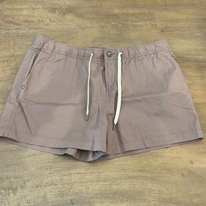 Vuori Shorts